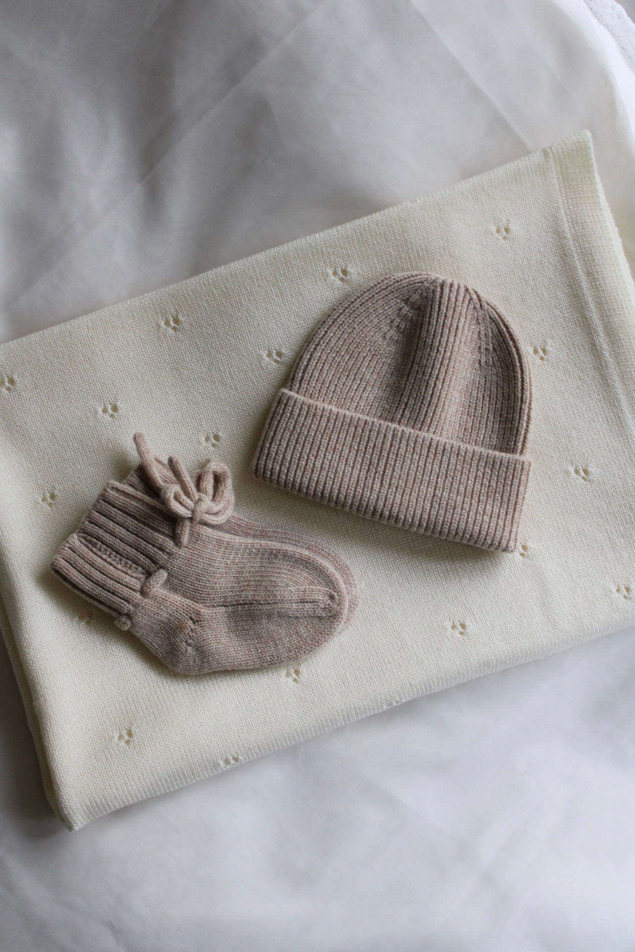 Bundle Dolce: Decke, Beanie & Boots