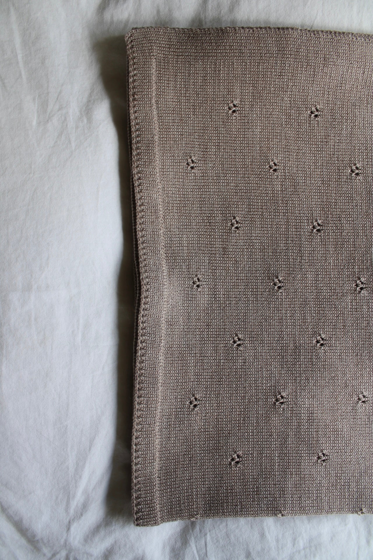 Weiche Babydecke aus 100% Merinowolle - camel