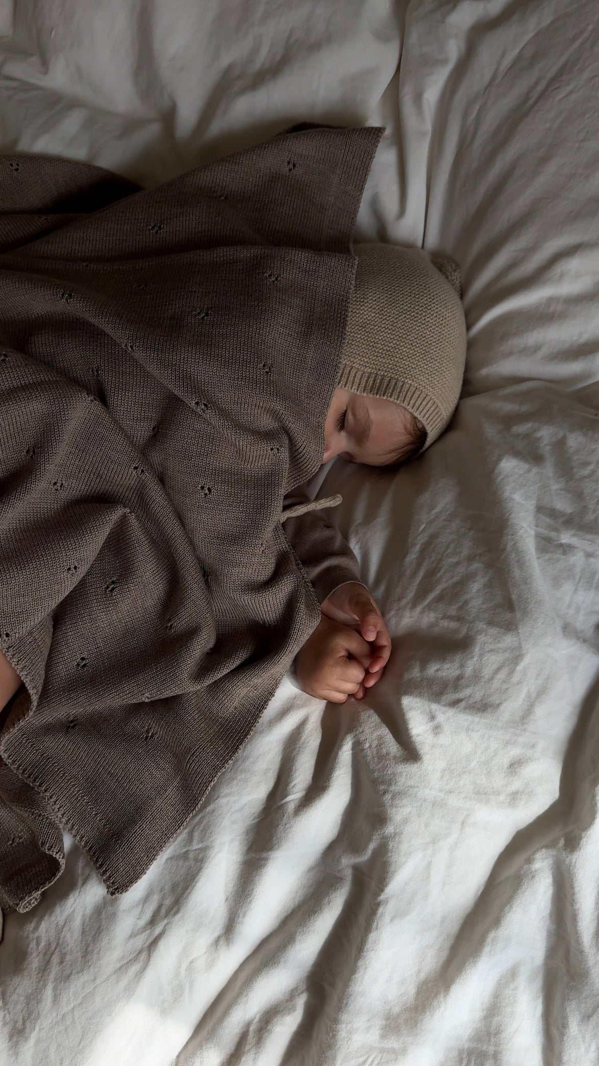Weiche Babydecke aus 100% Merinowolle - camel