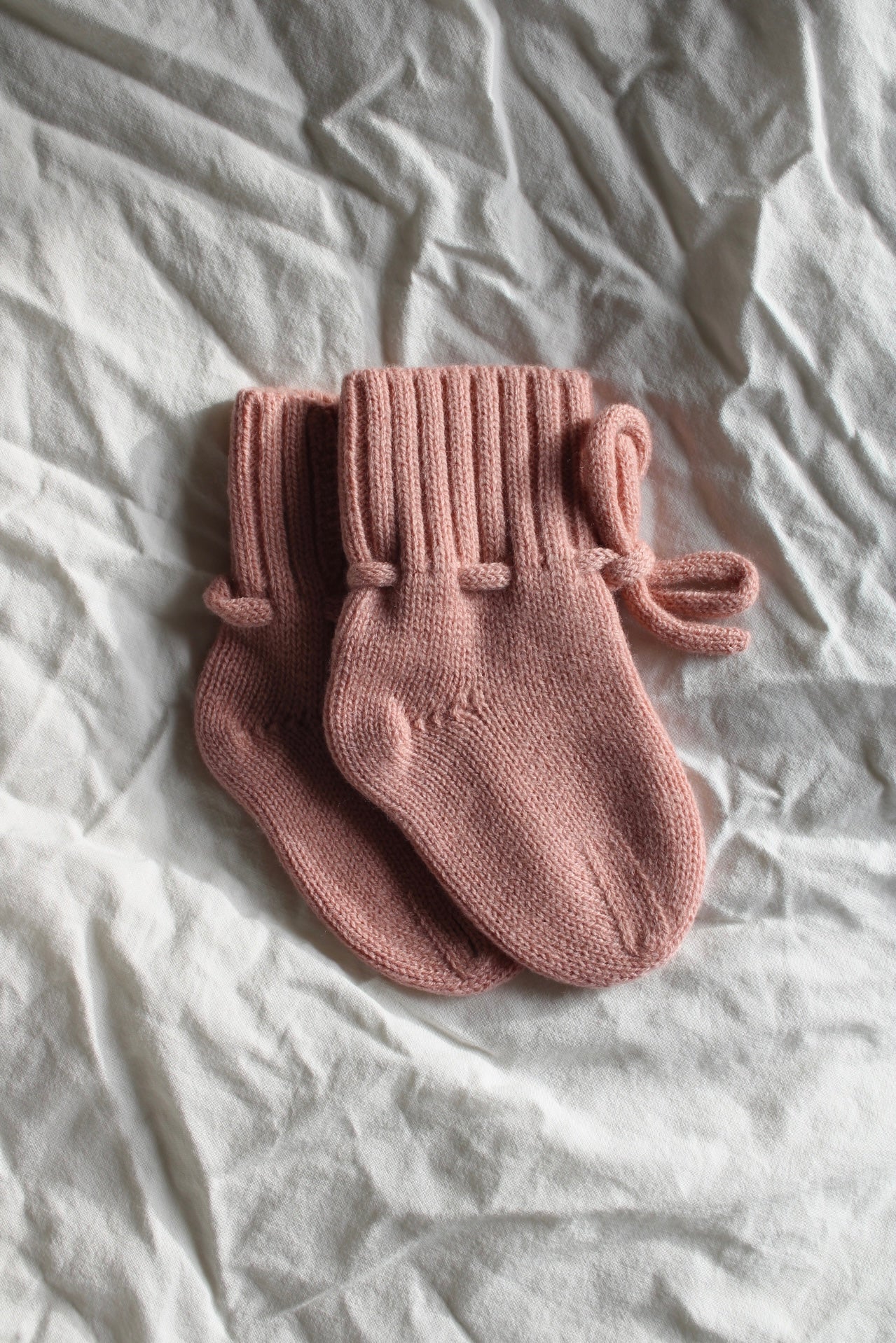 Natürliche Babyboots aus 100% Merinowolle - rosé