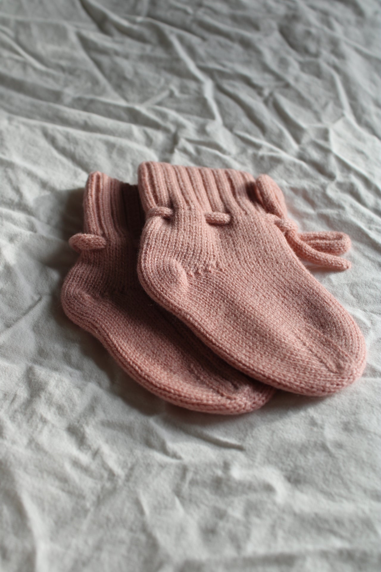 Natürliche Babyboots aus 100% Merinowolle - rosé