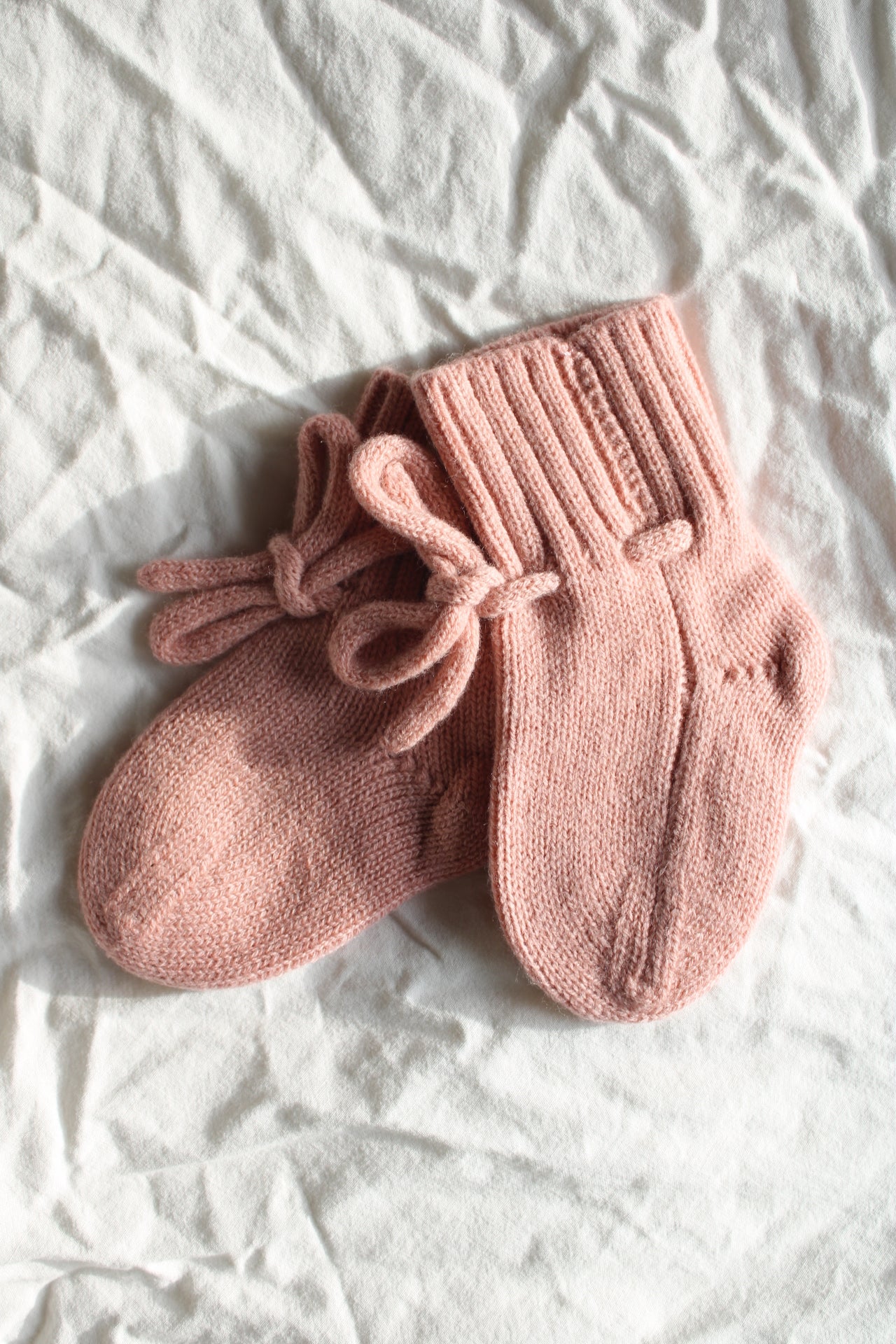 Natürliche Babyboots aus 100% Merinowolle - rosé