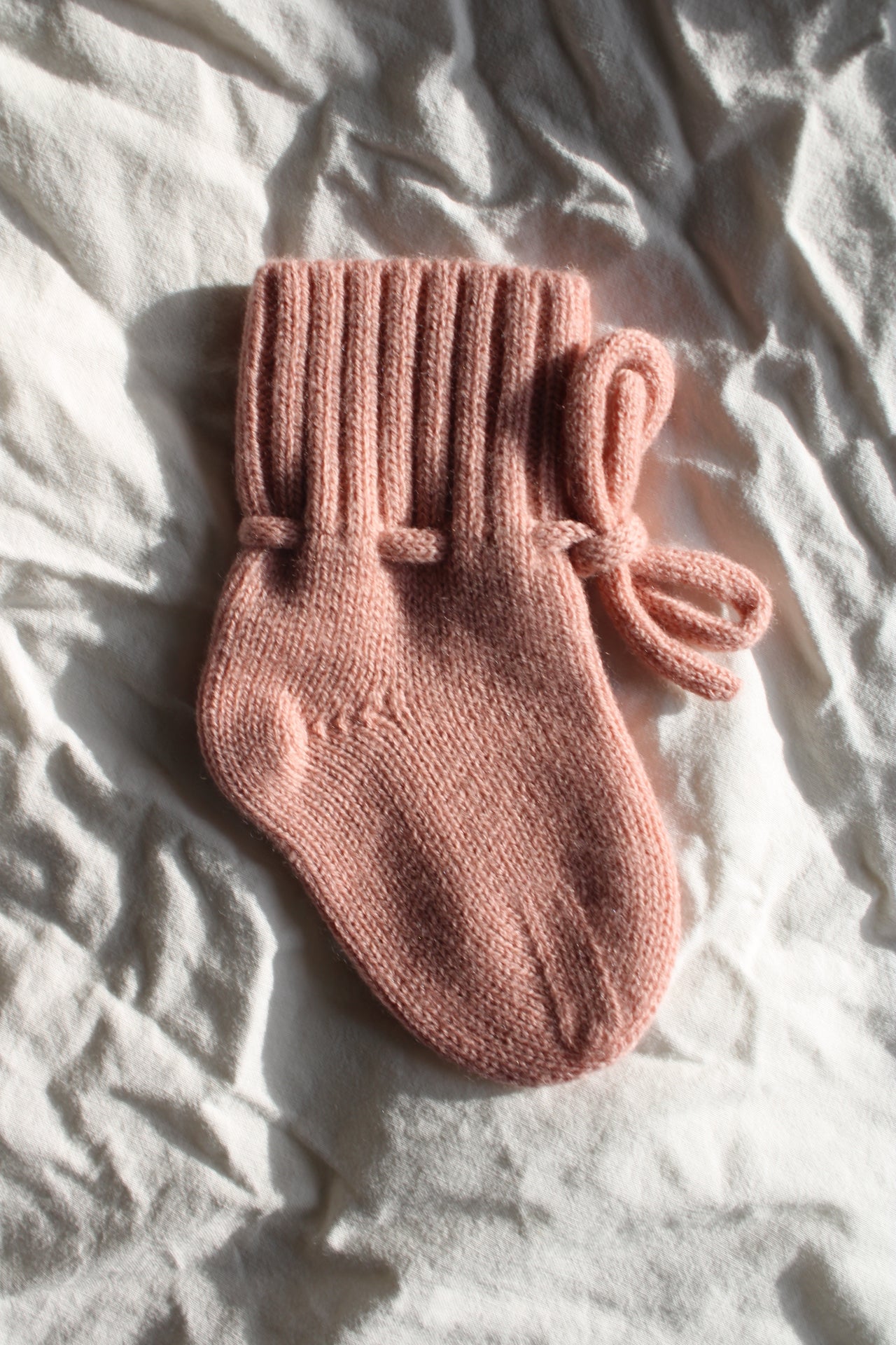 Natürliche Babyboots aus 100% Merinowolle - rosé