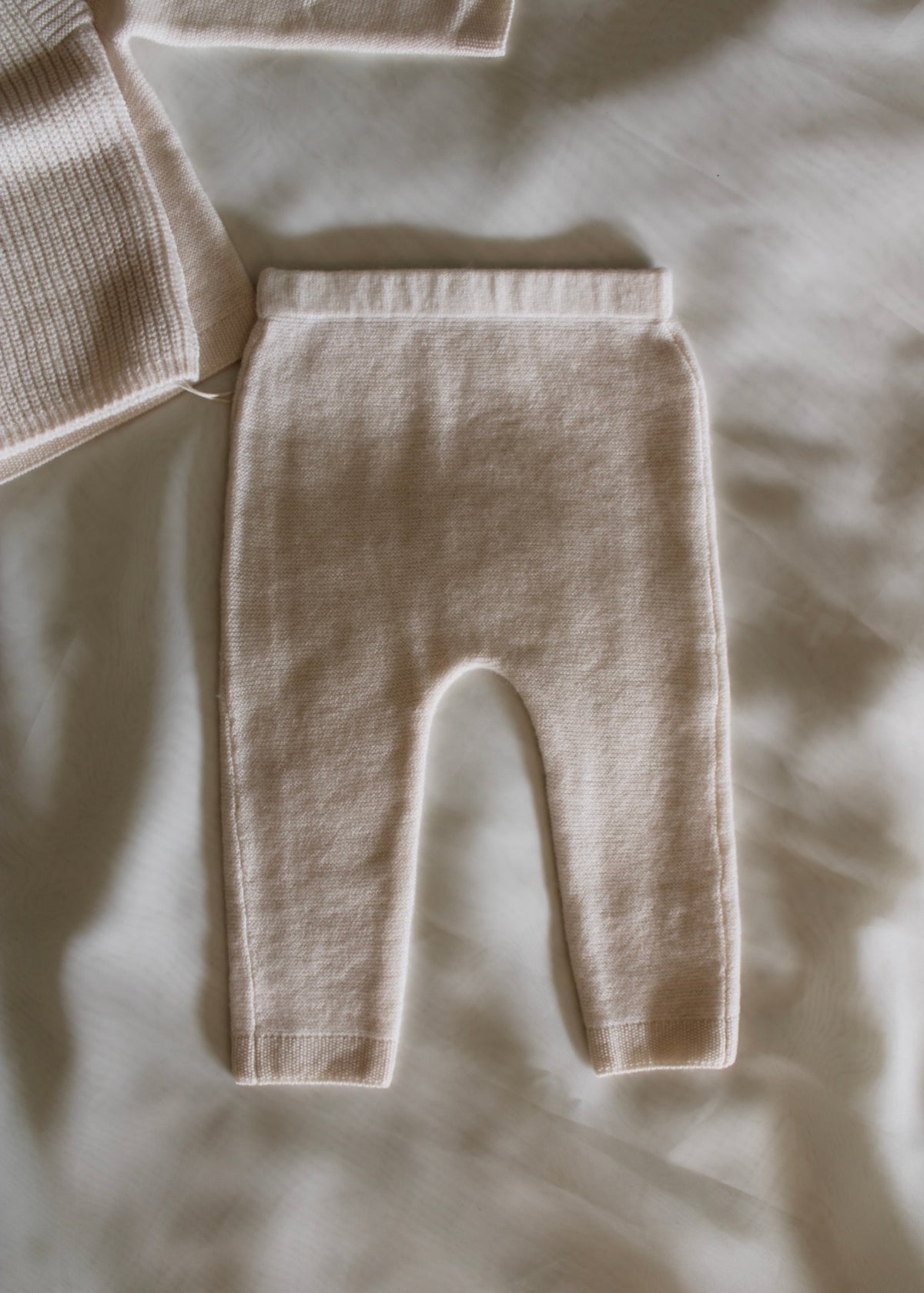 Neu: Baby Hose aus Merinowolle - Elfenbein