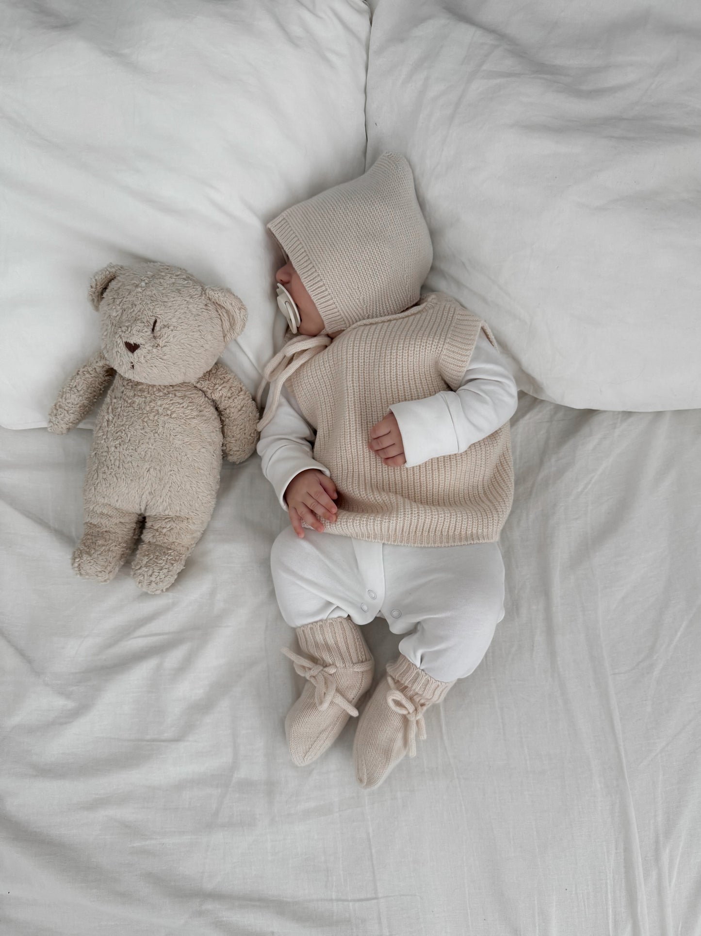 Bundle „Coccola“ - Pullunder, Mütze & Schuhe