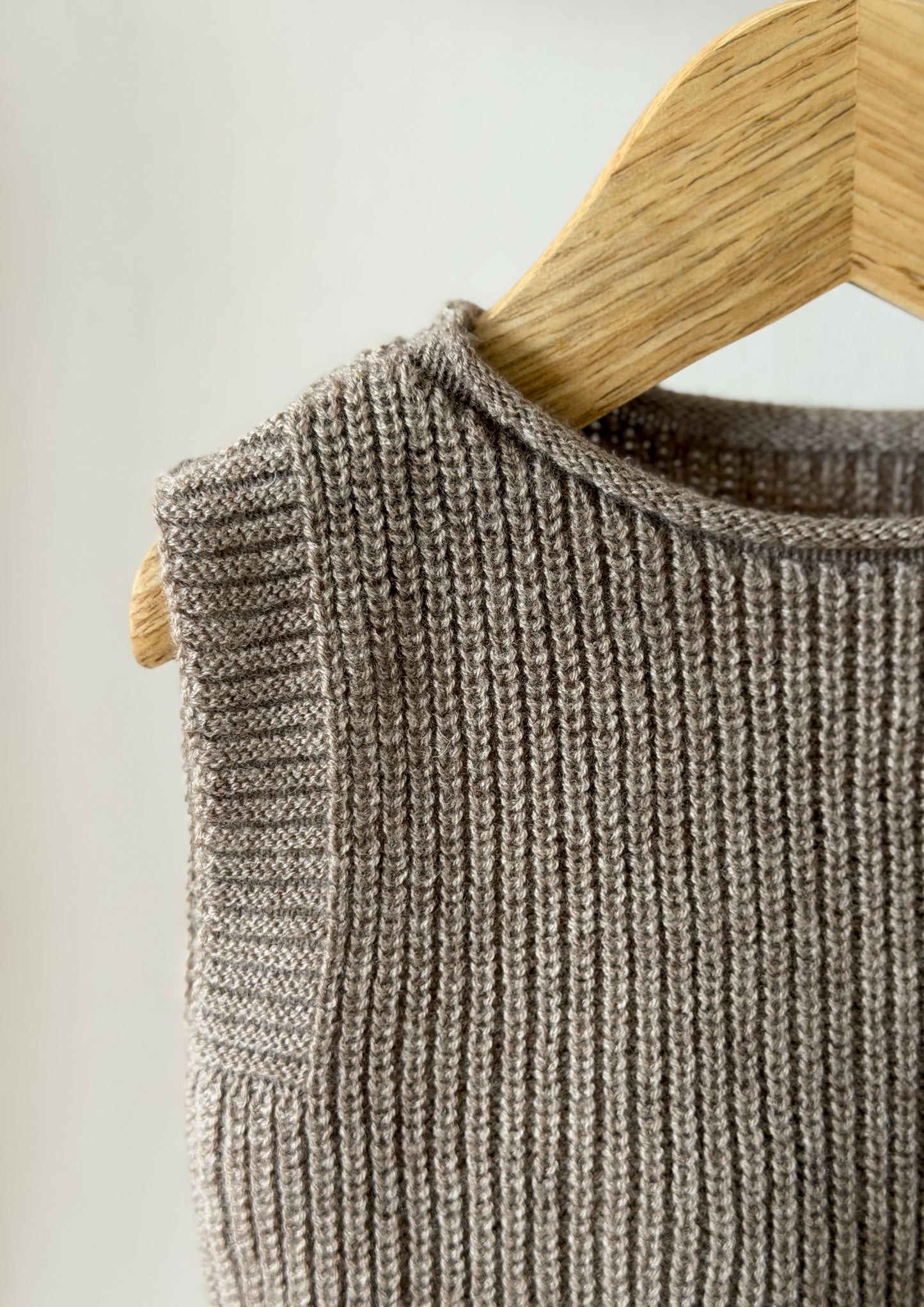 Bundle „Abbraccio“ - Pullunder, Beanie & Schuhe