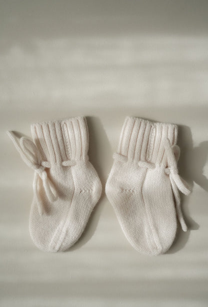Natürliche Babyboots aus 100% Merinowolle - elfenbein