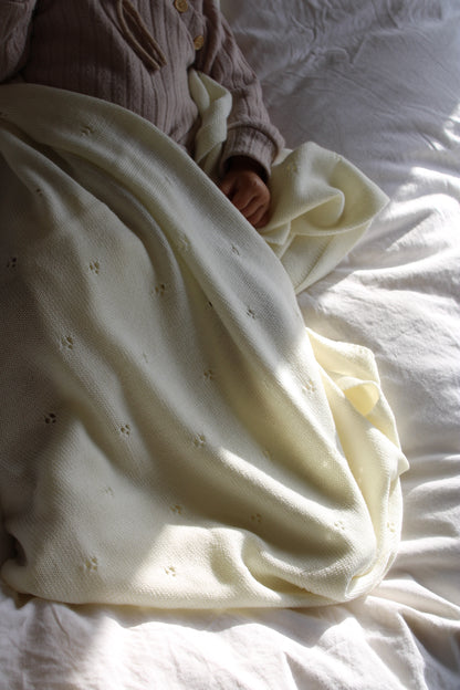 Weiche Babydecke aus 100% Merinowolle - elfenbein