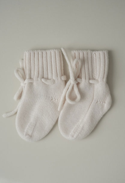 Natürliche Babyboots aus 100% Merinowolle - elfenbein