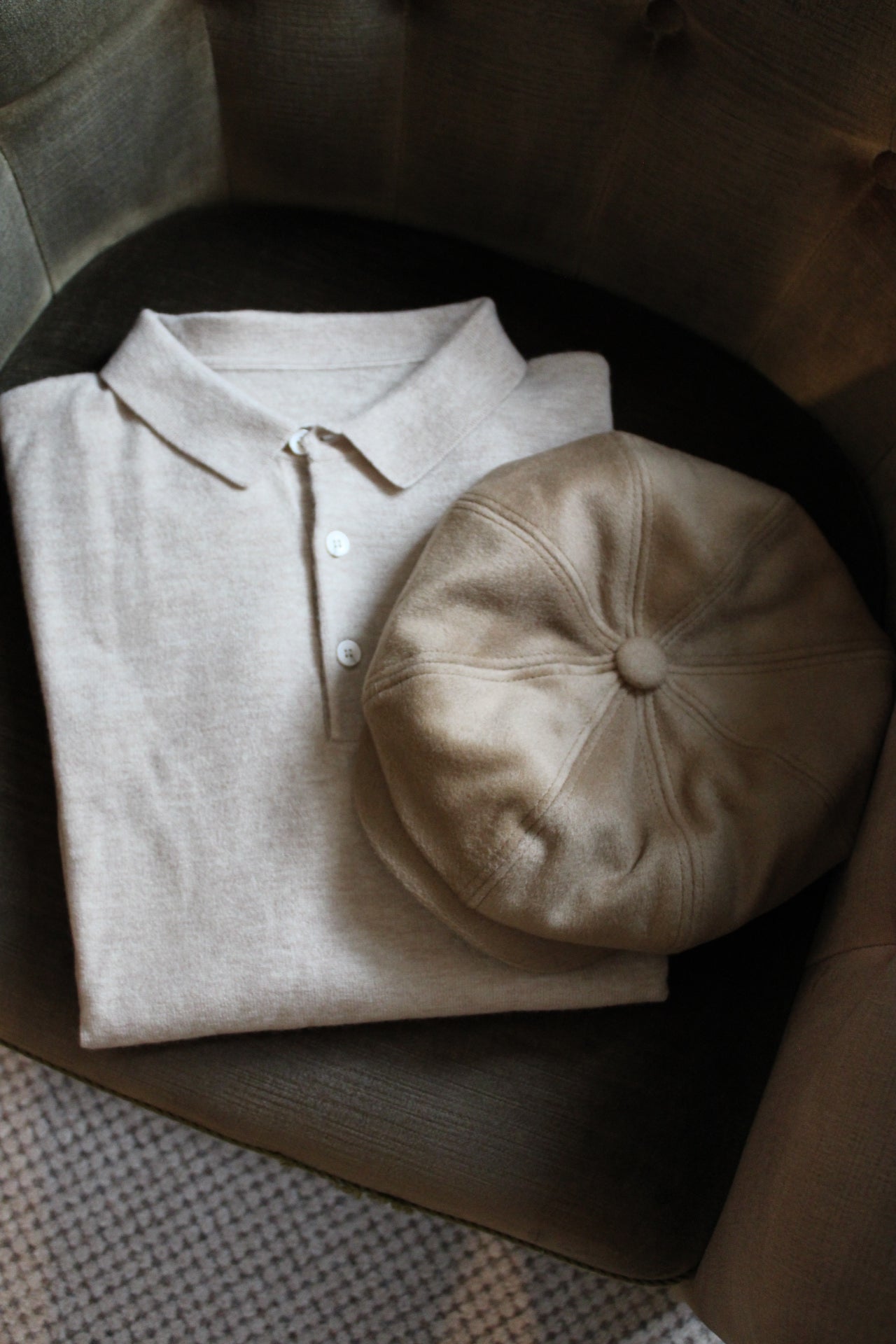 Cavaliere Bundle - Set aus Baker Cap und Polo Shirt [Vorbestellen: Versand ab dem 17.07.26]