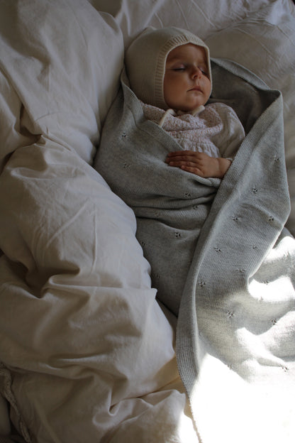 Weiche Babydecke aus 100% Merinowolle - grau