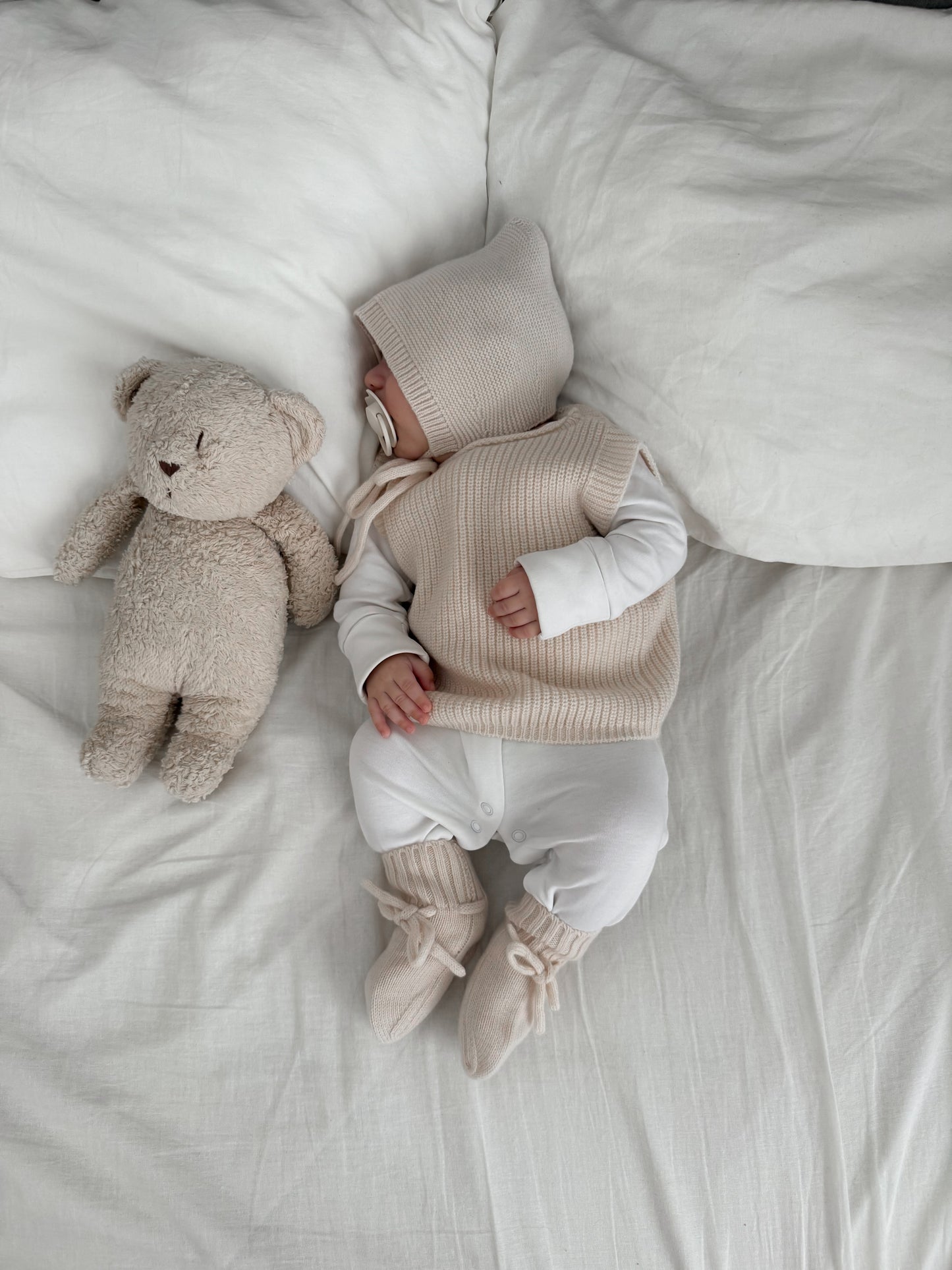 Bundle „Coccola“ - Pullunder, Mütze & Schuhe