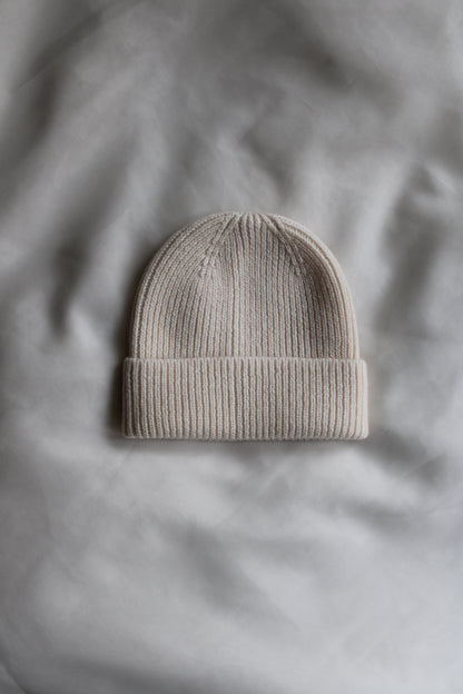 Vorbestellen [Lieferung ab 24.08.2025] Supersoftes Newborn-Beanie - Elfenbein