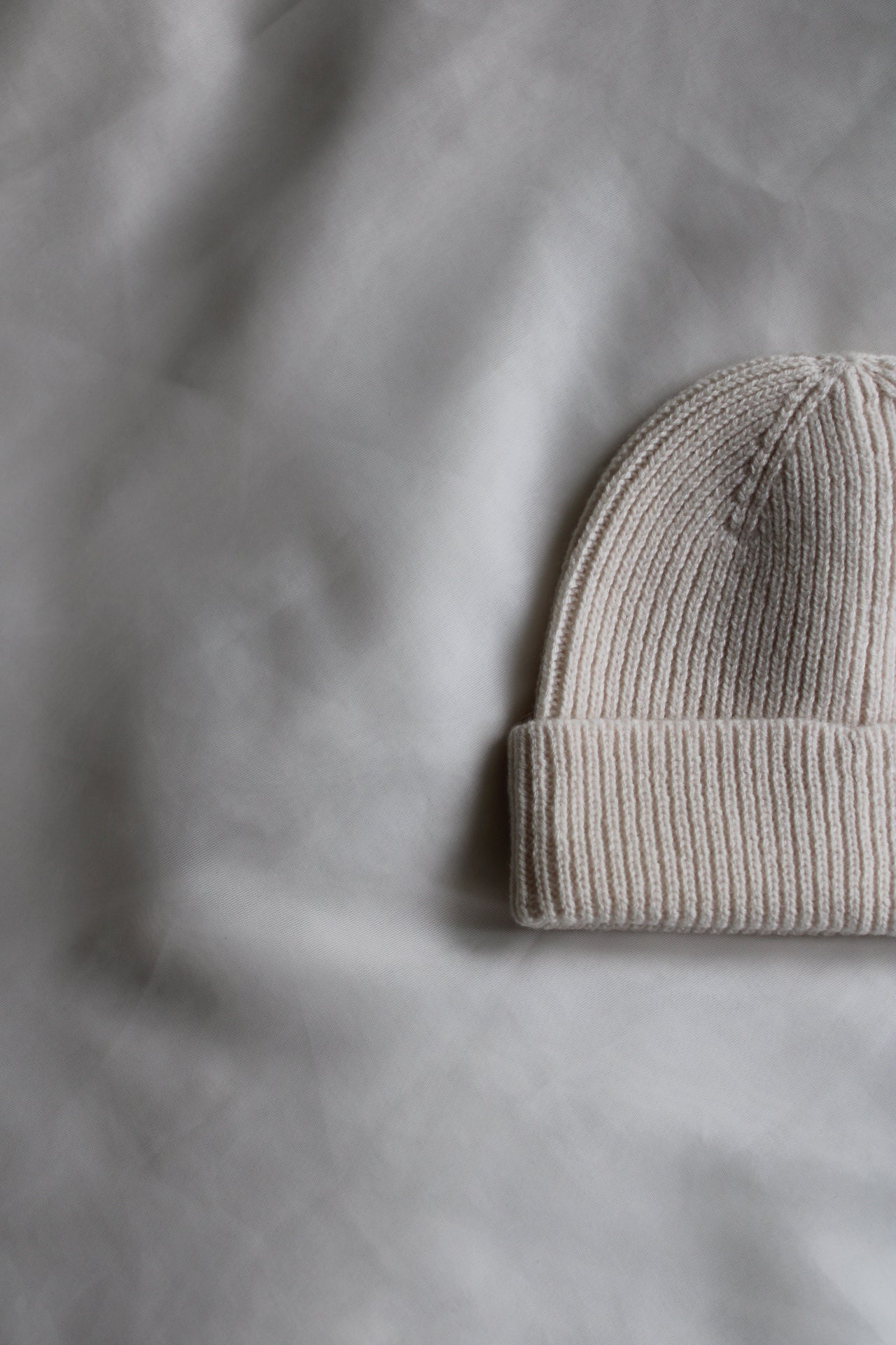 Neu: supersoftes Newborn-Baby-Beanie - Creme [vorbestellen 7-10 Tage Versand]