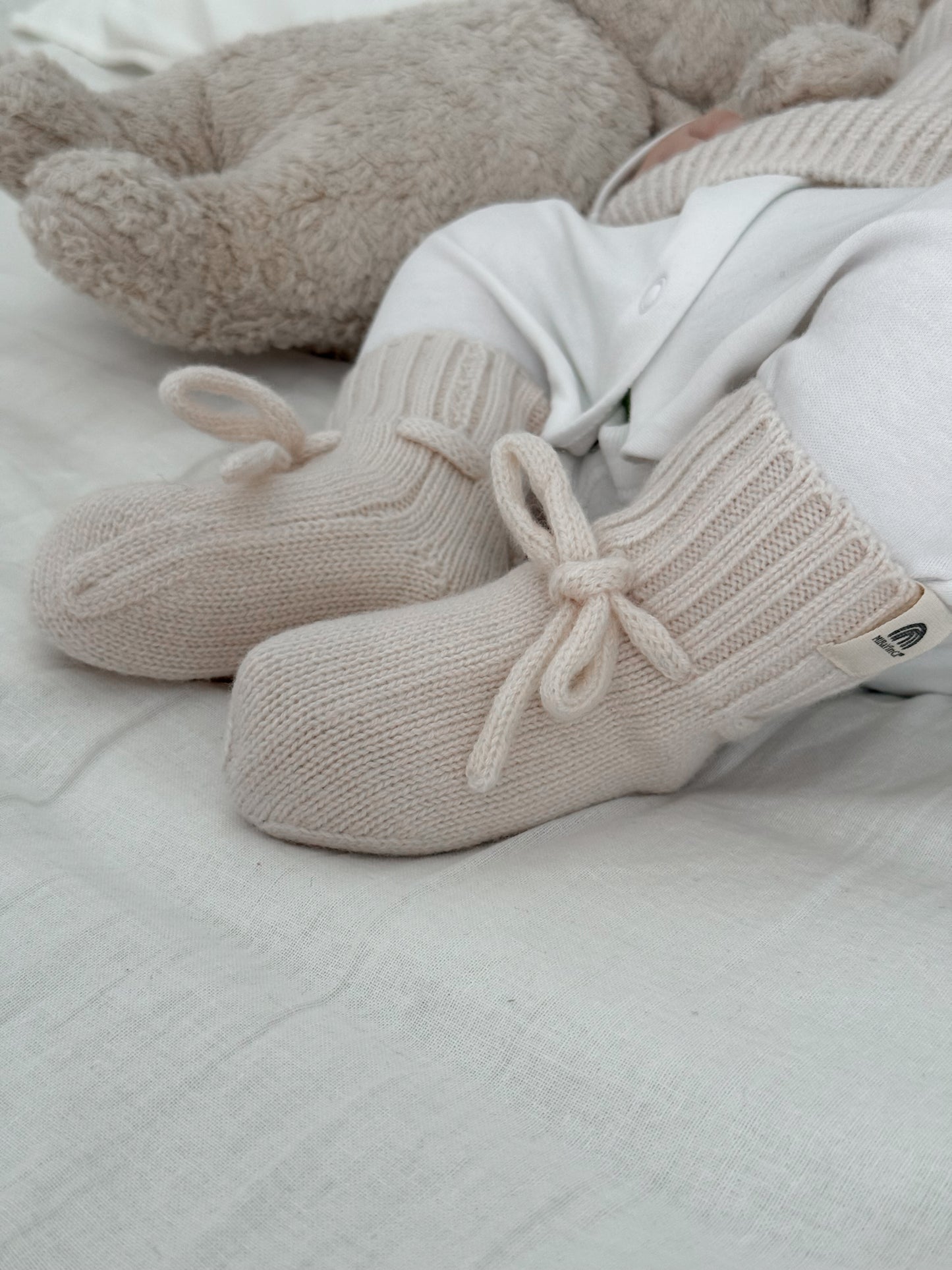 Bundle „Abbraccio“ - Pullunder, Beanie & Schuhe
