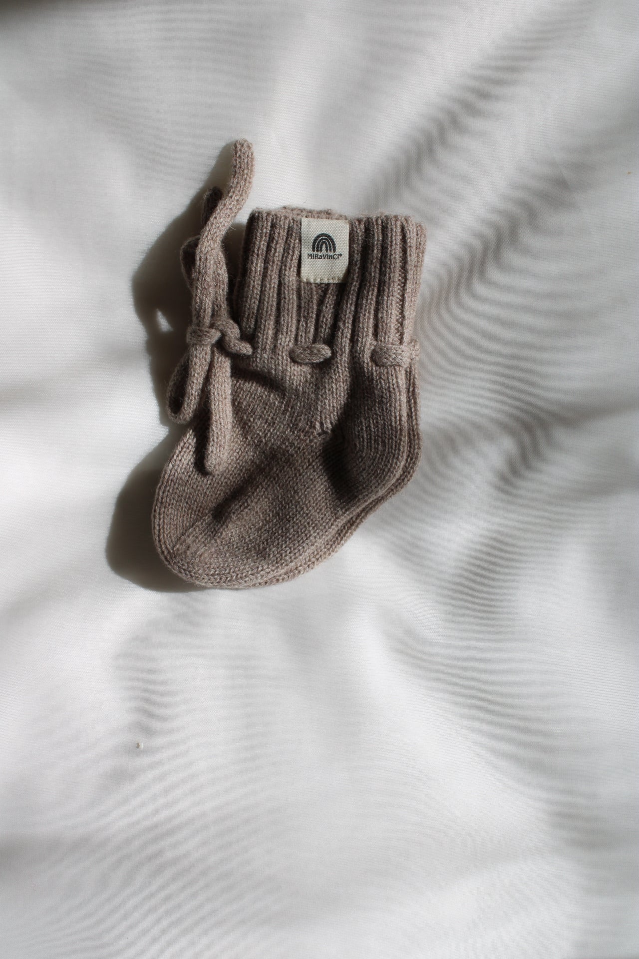 Natürliche Babyboots aus 100% Merinowolle - camel