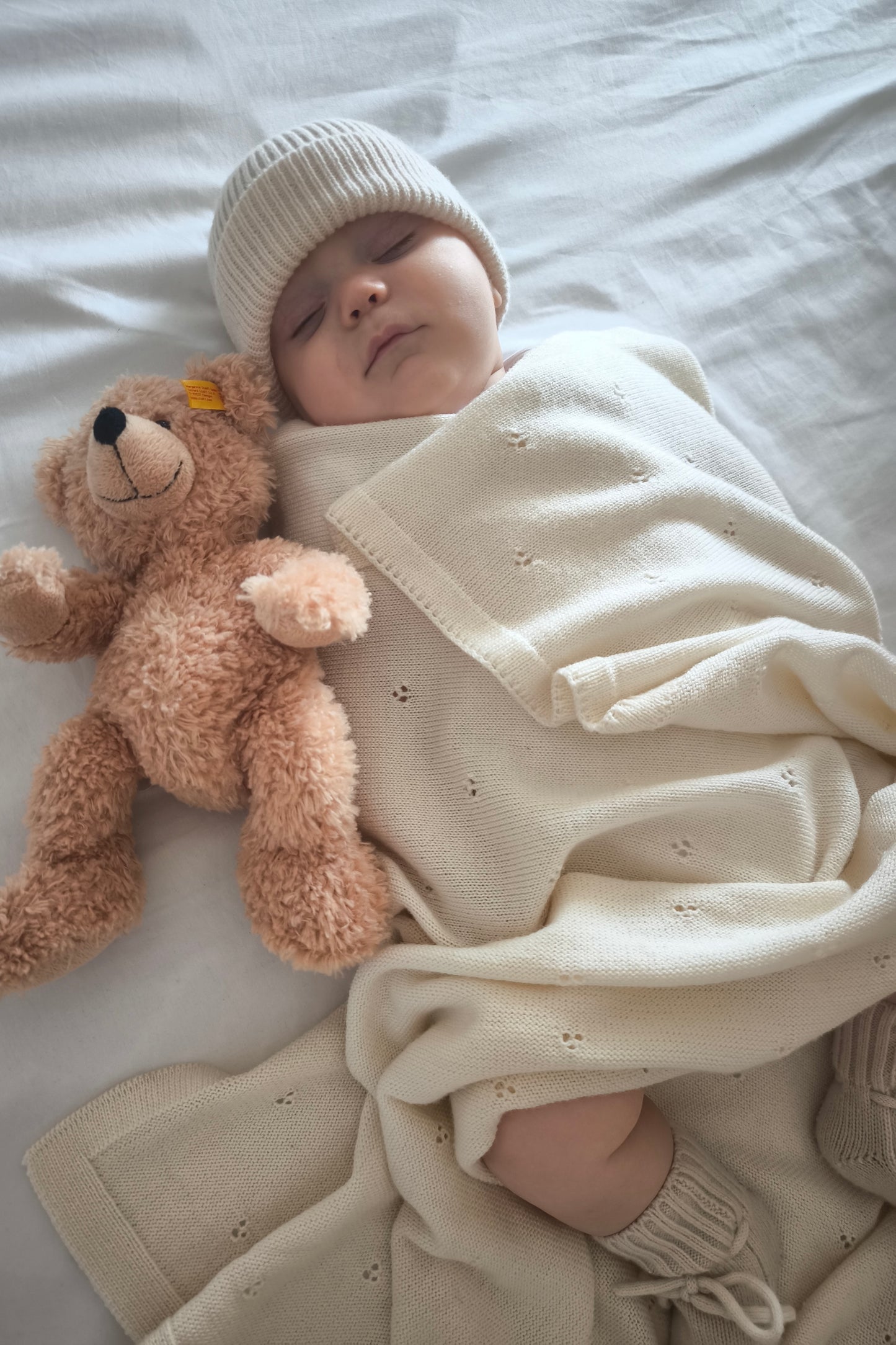 Bundle Dolce: Decke, Baby-Beanie & Schuhe