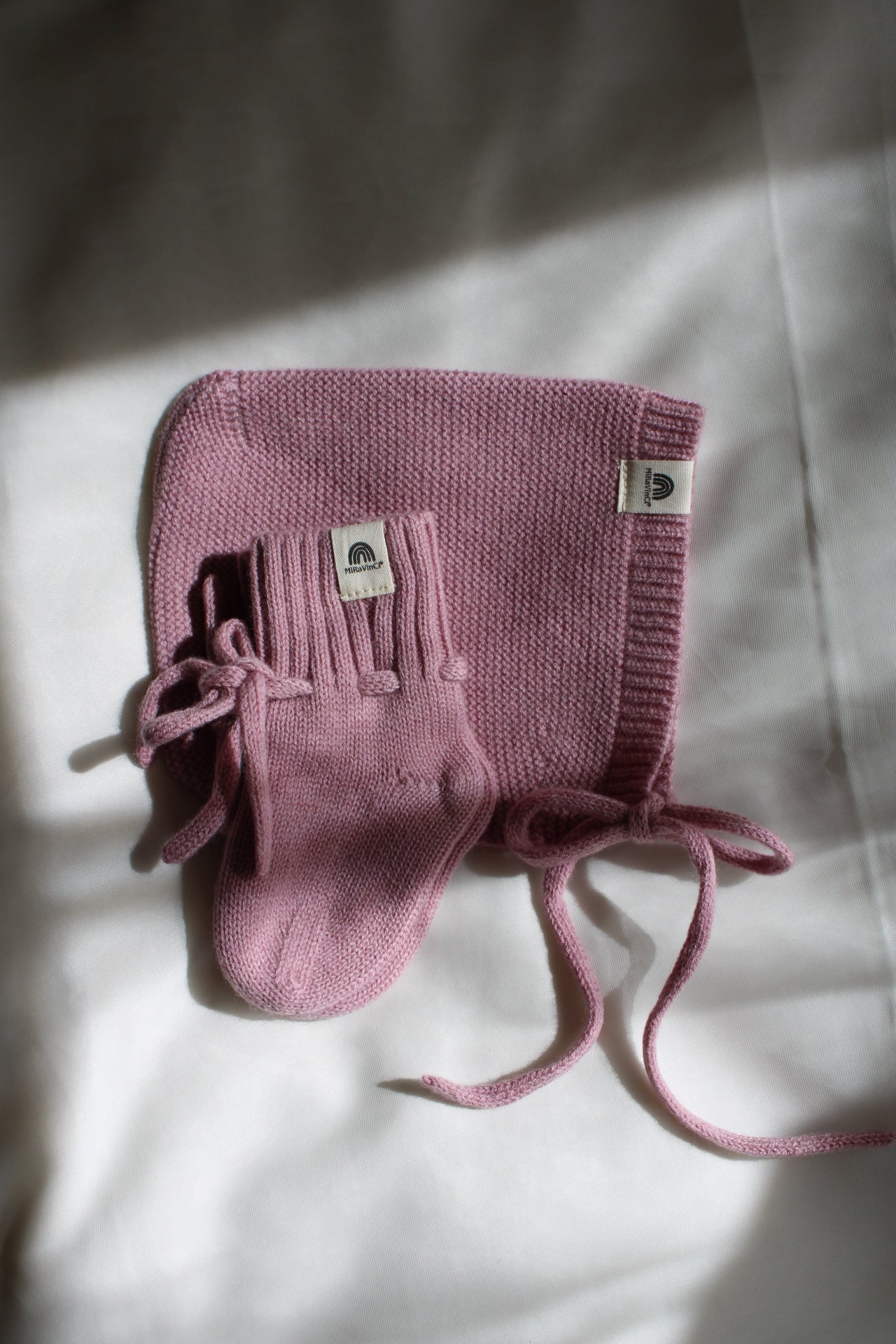 Limited Edition: Natürliche Babyboots aus 100% Merinowolle - Beere