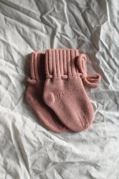 Natürliche Babyboots aus 100% Merinowolle - rosé