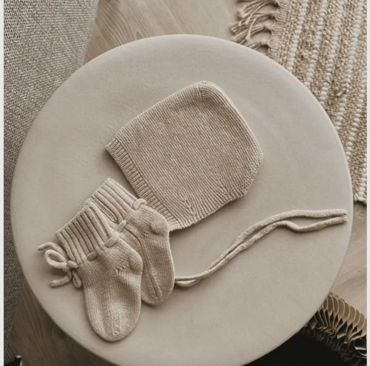 Sanfte Babymütze aus 100% Merinowolle - creme