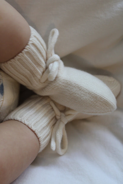 Natürliche Babyboots aus 100% Merinowolle - elfenbein