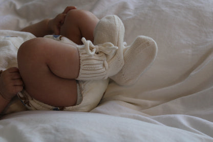 Natürliche Babyboots aus 100% Merinowolle - elfenbein